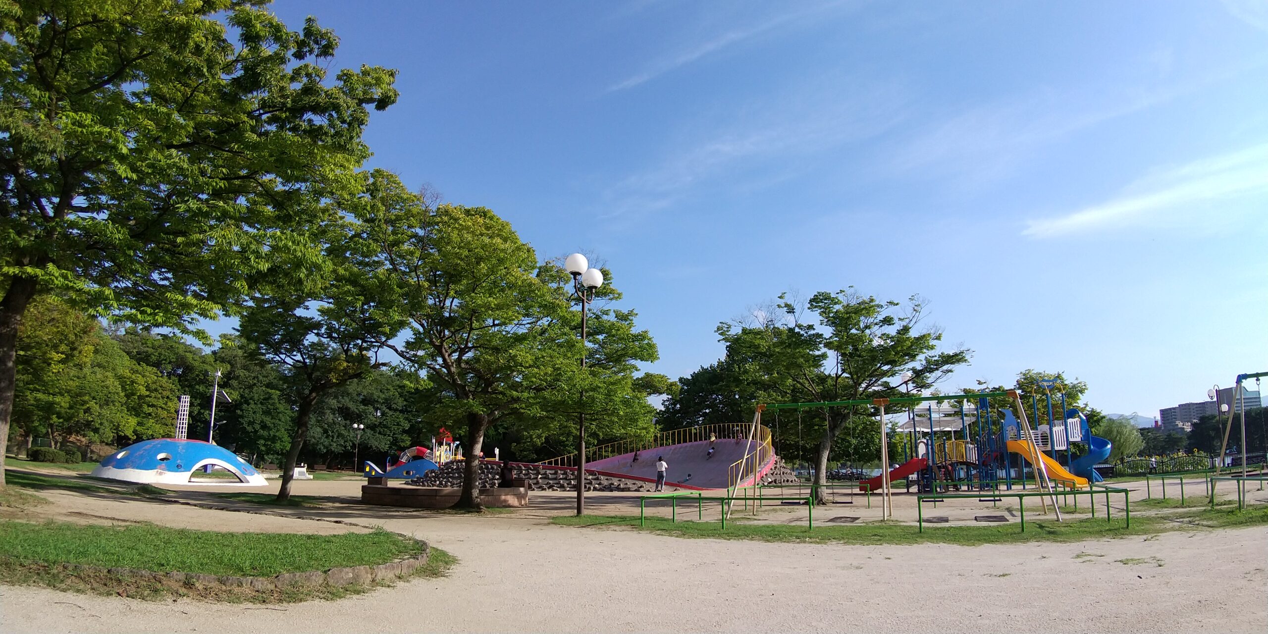 大濠公園の東児童遊園（くじら公園）